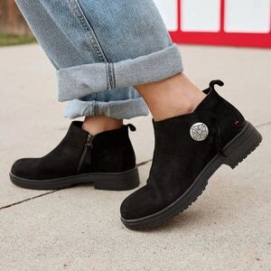 Minnetonka Joyelle Suede Boots Womens 8 Black Zip Ankle Booties Embellished NEW